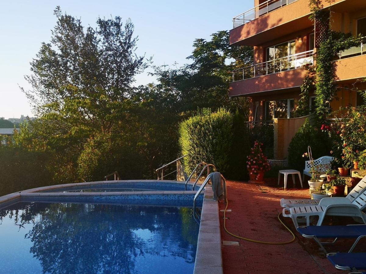 Complex Karia III Apartment Kavarna Exterior photo
